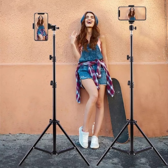 Online Photographer Photo Session Modeling Clothes - Picture 3 of 13